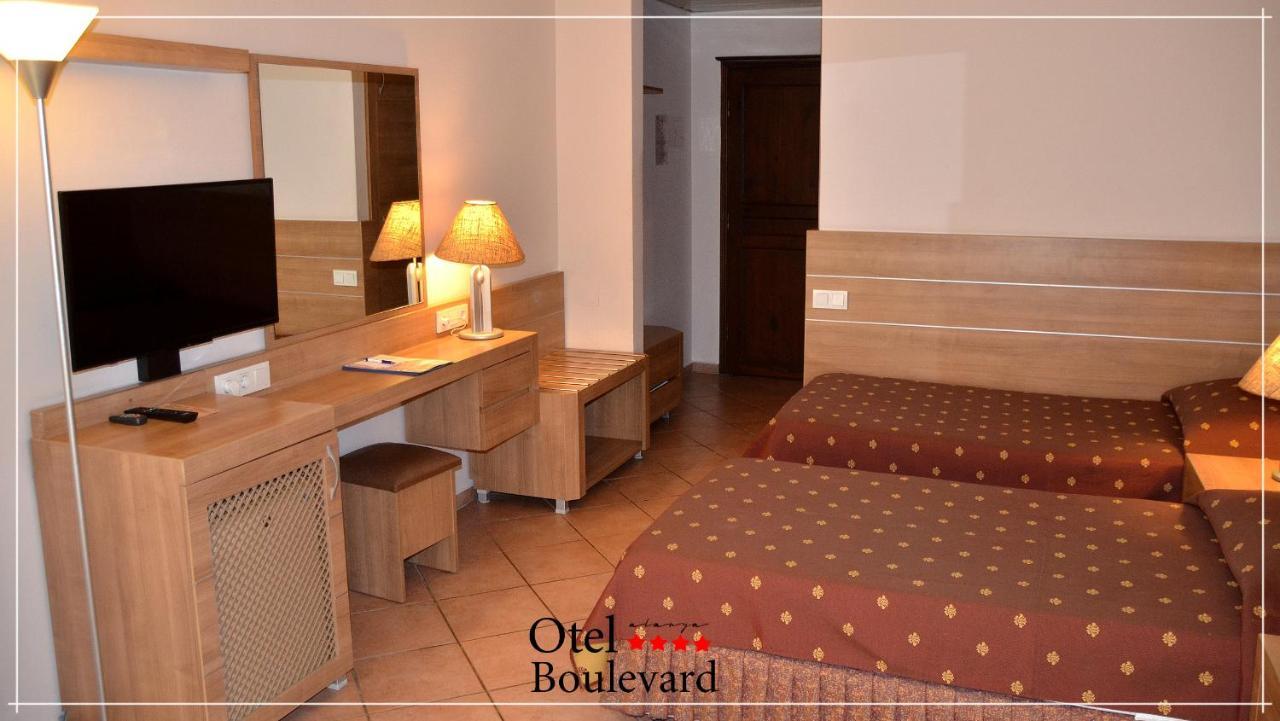 Boulevard Otel Аланія Екстер'єр фото